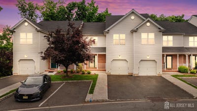 /international/us/33-e-burgess-drive-piscataway-nj-110108333389/