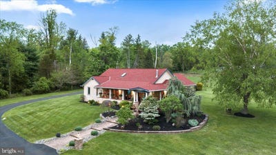 /international/us/1121-swamp-road-furlong-pa-110108062997/