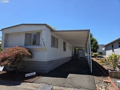 /international/us/13640-se-highway-212-clackamas-or-110108705536/