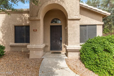 /international/us/14300-w-bell-road-surprise-az-110106923392/