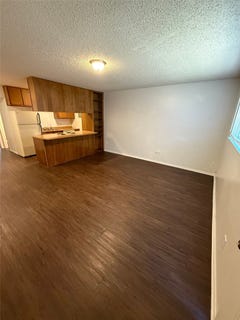 /international/us/1708-short-street-cleburne-tx-110108552775/
