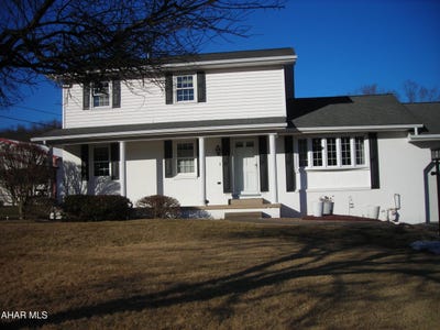 /international/us/3576-juniata-gap-road-altoona-pa-110098096081/