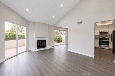 /international/us/355-stanford-court-irvine-ca-110108333335/