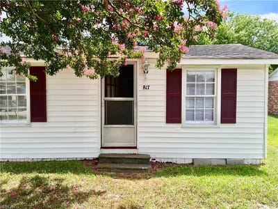 /international/us/817-state-street-chesapeake-va-110108536801/