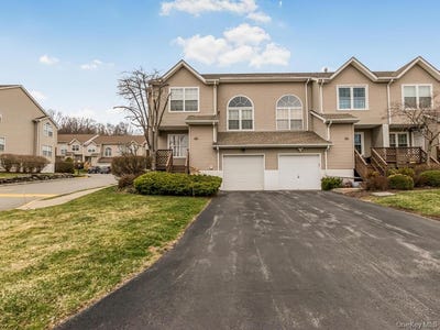 /international/us/601-crab-apple-lane-new-windsor-ny-110106812396/