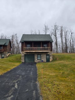 /international/us/2418-beaver-creek-drive-gaylord-mi-110103968770/