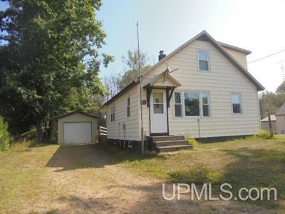 /international/us/102-spring-street-trout-creek-mi-110109914379/