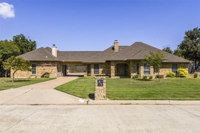 /international/us/813-shady-creek-drive-kennedale-tx-110106315381/