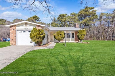 /international/us/13-tudor-court-brick-nj-110120016908/