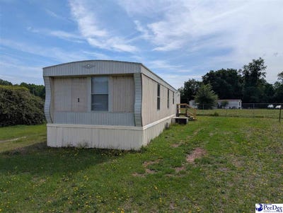 /international/us/5326-chinaberry-road-florence-sc-110108355927/