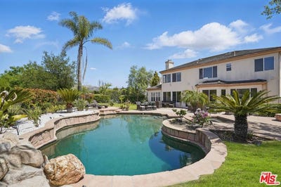 /international/us/4040-leighton-point-rd-calabasas-ca-110105875843/