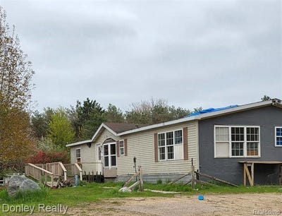 /international/us/7751-vincent-road-worth-twp-mi-110108179784/