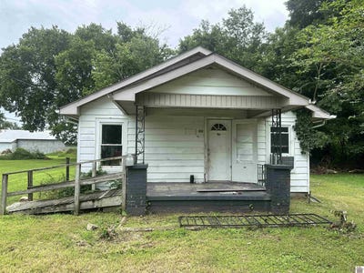 /international/us/212-s-1st-st-mayfield-ky-110109120665/