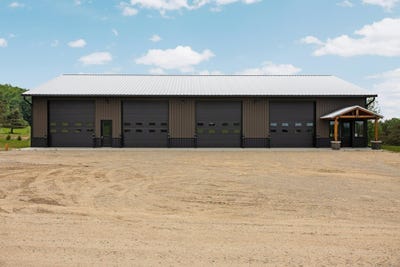 /international/us/7449-weeman-road-bellaire-mi-110100423330/