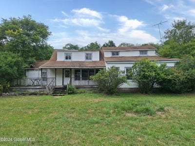 /international/us/953-ira-vail-road-leeds-ny-110094403340/