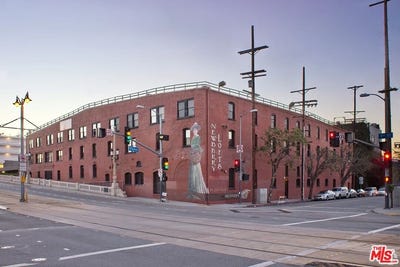 /international/us/900-e-1st-st-los-angeles-ca-110104950741/