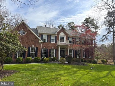/international/us/9-aster-court-medford-nj-110107383273/