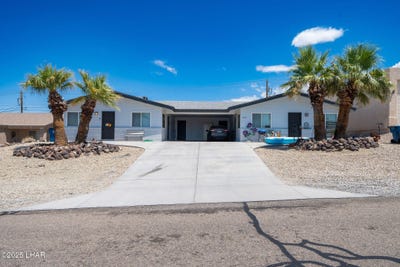 /international/us/820-sand-dab-dr-lake-havasu-city-az-110101028806/