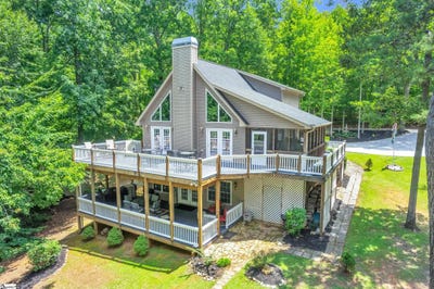 /international/us/409-the-bear-boulevard-tamassee-sc-110101349609/?lang=en