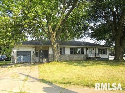 /international/us/1506-s-low-street-bloomington-il-110120771090/