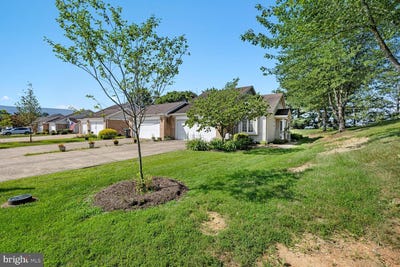 /international/us/231-southridge-court-woodstock-va-110100871524/