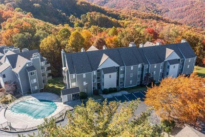 /international/us/1260-ski-view-dr-gatlinburg-tn-110103361944/