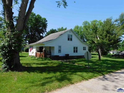 /international/us/523-s-lincoln-street-clinton-in-110099670518/