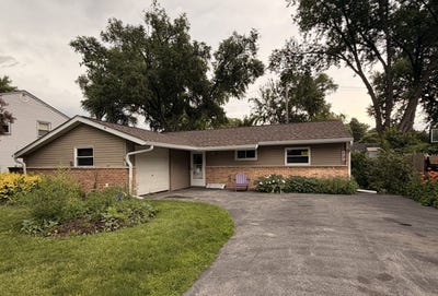 /international/us/144-n-pinecrest-road-bolingbrook-il-110109042686/