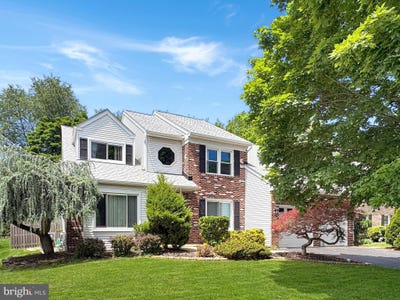 /international/us/186-freeland-drive-collegeville-pa-110108417731/