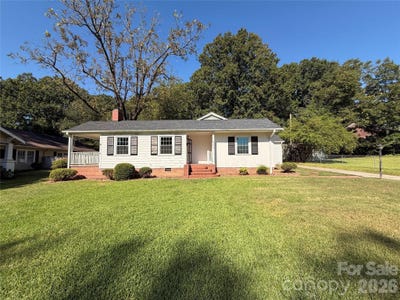 /international/us/907-south-street-gastonia-nc-110120462275/