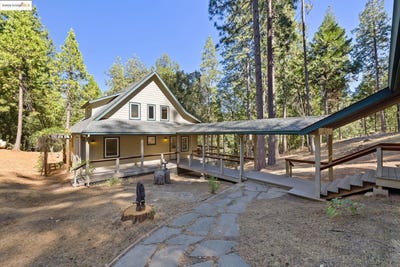/international/us/24669-center-camp-twain-harte-ca-110100045361/