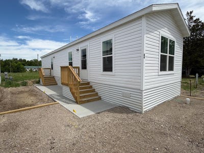 /international/us/1611-6th-avenue-e-alexandria-mn-110109138513/