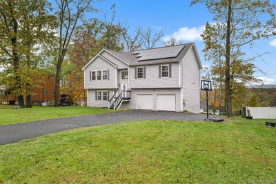 /international/us/5-oak-ridge-road-middletown-ny-110120562768/