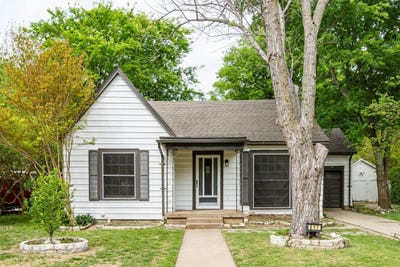 /international/us/617-wilson-street-lancaster-tx-110106990517/