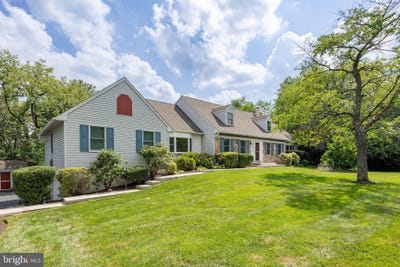 /international/us/10-long-drive-downingtown-pa-110100811641/