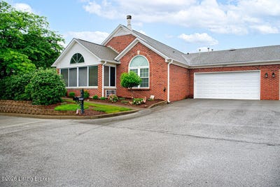 /international/us/12205-big-bear-pl-jeffersontown-ky-110108416122/