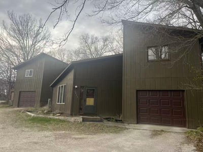 /international/us/2823-2825-ontario-street-ames-ia-110108826444/