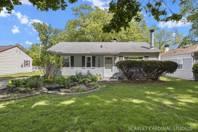 /international/us/1209-fischer-street-wheaton-il-110107849277/