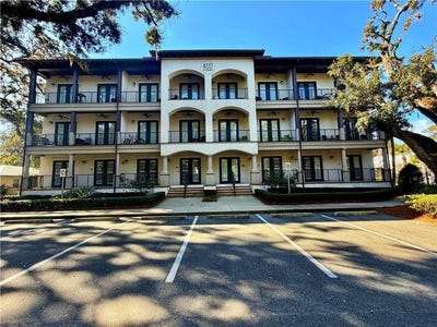 /international/us/400-ocean-boulevard-st-simons-island-ga-110105779936/