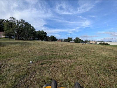 /international/us/4423-crysler-avenue-kansas-city-mo-110120584060/