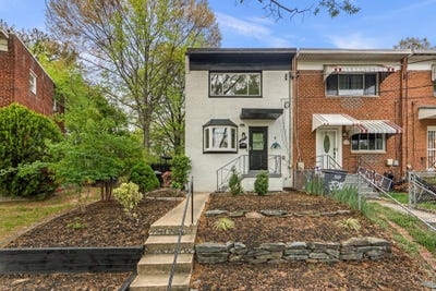 /international/us/3300-manorwood-drive-hyattsville-md-110107510833/