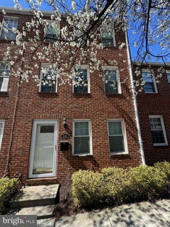 /international/us/1024-n-central-avenue-baltimore-md-110107075814/