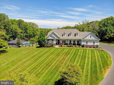 /international/us/2393-garrity-road-st-leonard-md-110107930326/