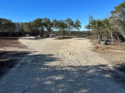 /international/us/308-elm-pass-rd-center-point-tx-110100342124/