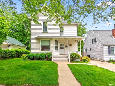 /international/us/403-w-adams-street-washington-il-110108236891/