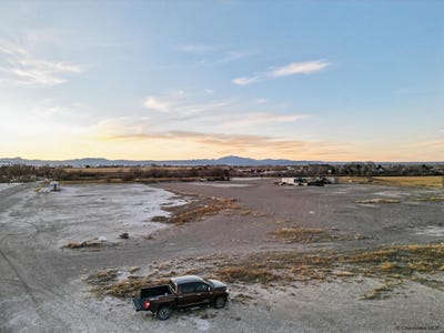 /international/us/17-north-rd-wheatland-wy-110105778623/