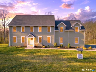 /international/us/19-reservoir-road-new-milford-ct-110107085273/