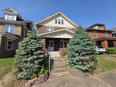 /international/us/1343-13th-street-huntington-wv-110107536803/