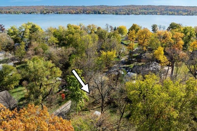 /international/us/lt0-robin-rd-lake-geneva-wi-110107638883/