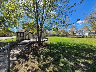 /international/us/402-22nd-avenue-n-saint-cloud-mn-110107952467/